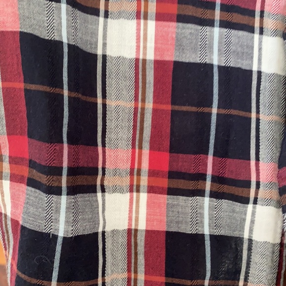 Red, black and white plaid button up collard shirt - Picture 4 of 7